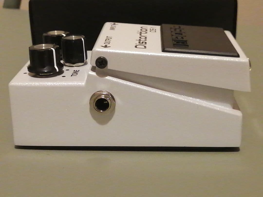 【新品】BOSS DS-1-WH ボス ディストーション 限定ホワイトカラー