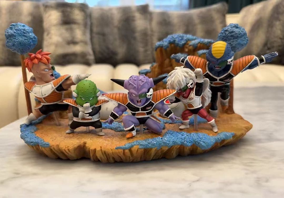 ドラゴンボール ギニュー特戦队 ガレキ ガレージキット スタチュー X①