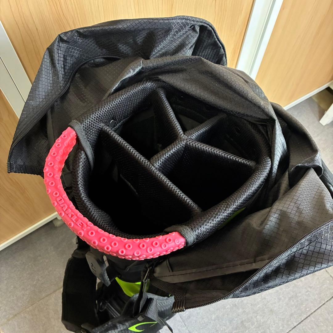 OAKLEYオークリー　スタンド付キャディバッグ　ゴルフバッグ　キャディバッグ