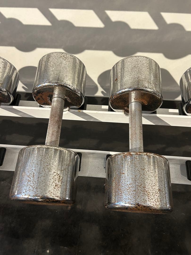 IVANKO ダンベル　1-20kg 15組　ダンベルラック付き