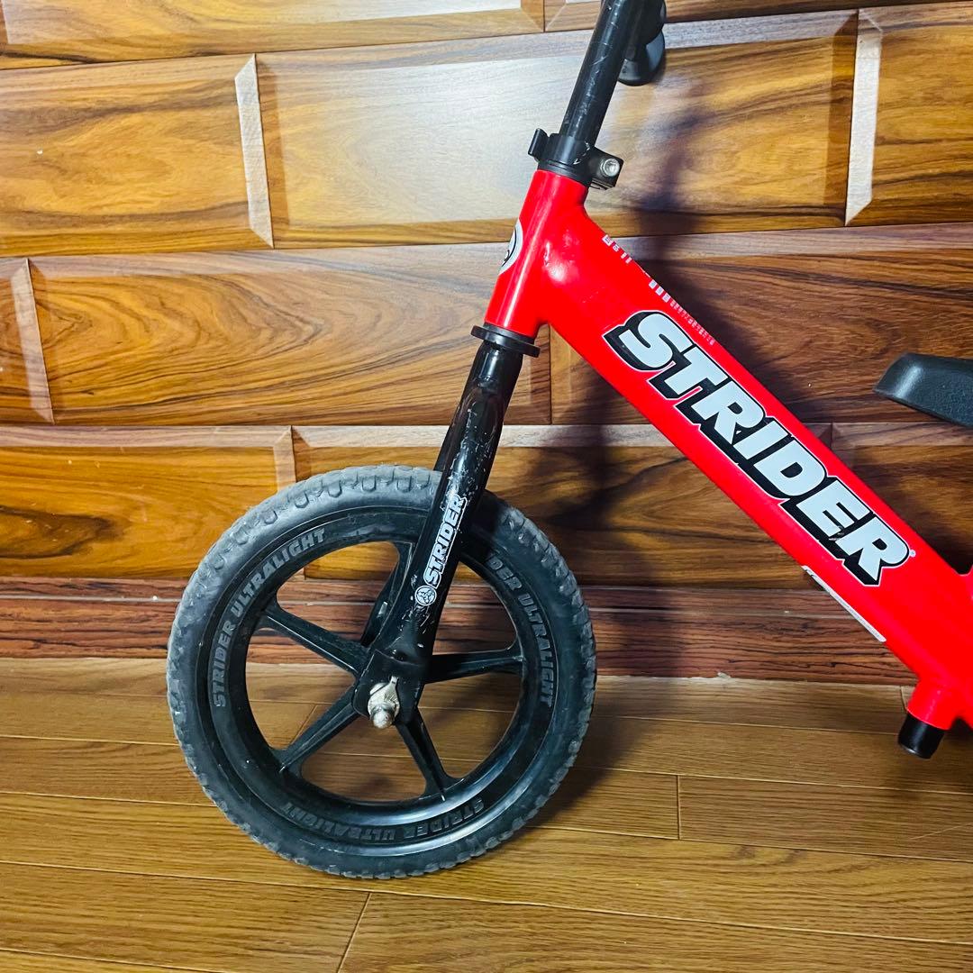 【美品】STRIDER ストライダー スポーツモデル 12インチ 赤 レッド