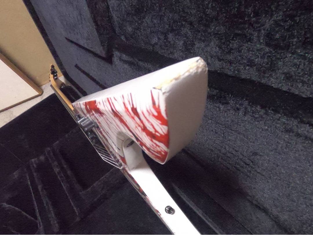 Dean Guitars マイケルアモットモデル