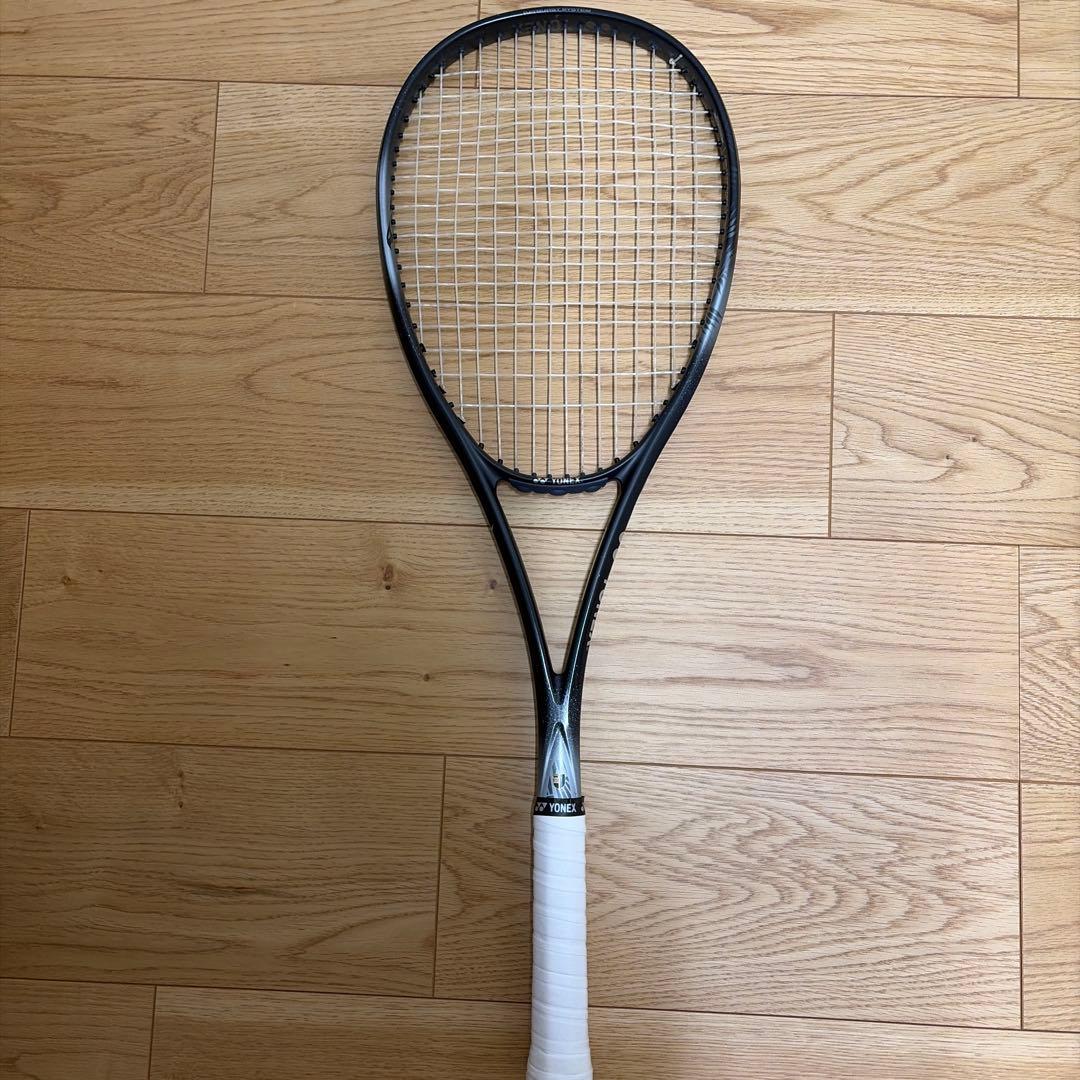 VOLTRAGE 8Sテニスラケット