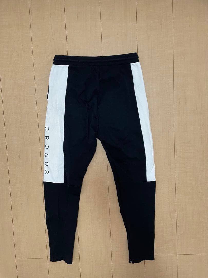 美品　CRONOS クロノス　トレーニングパンツ