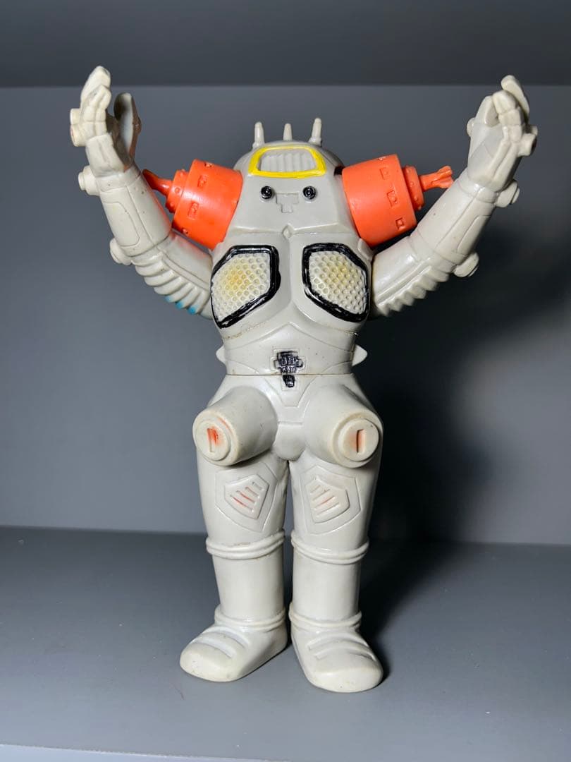 宇宙ロボット　キングジョー　移行期　円谷プロ