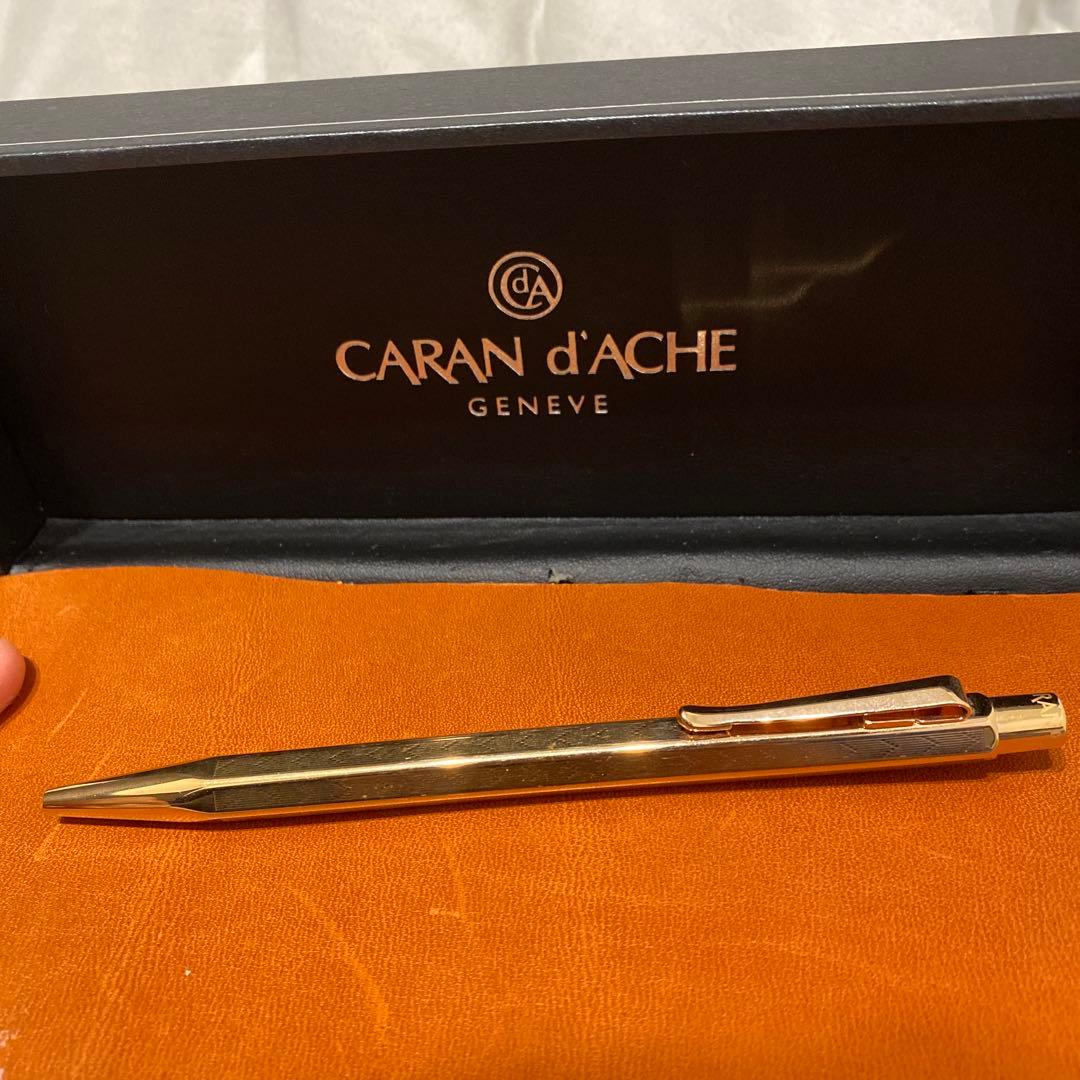 エクリドール　ボールペン　シェブロン