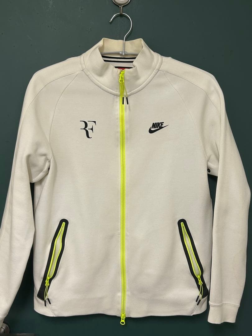 希少　NIKE フェデラー着用モデル　テックフリース