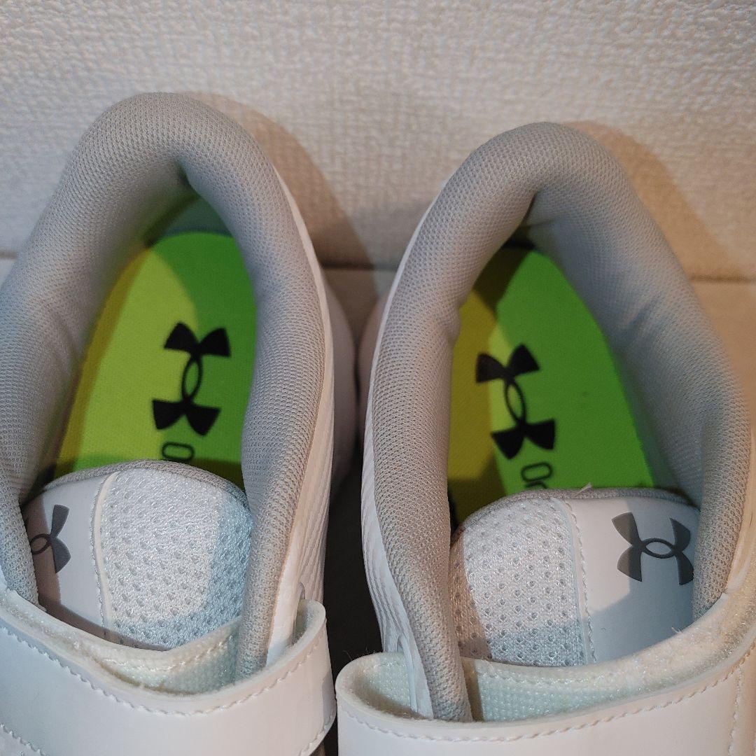 アンダーアーマー　トレーニングシューズ 野球　29.0センチ　ホワイト　高校野球