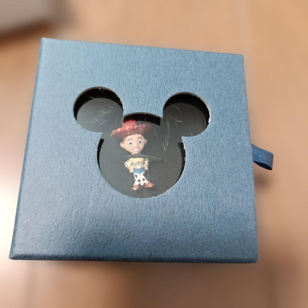 ディズニー スワロフスキー ® クリスタル　ジェシー ミニフィギュア