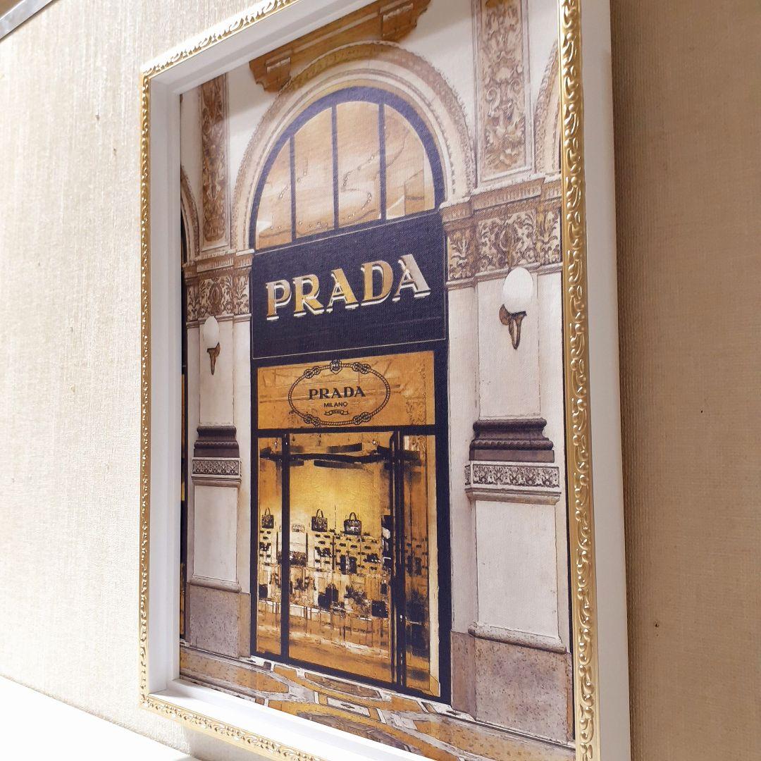 輸入雑貨　オマージュキャンバスアートパネル　『PRADA』　エントランス
