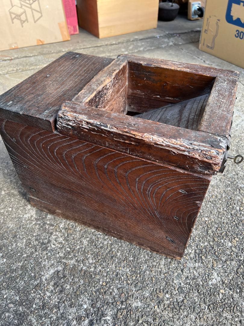 【希少・時代物】銭箱 鍵付き　骨董 古道具 アンティーク