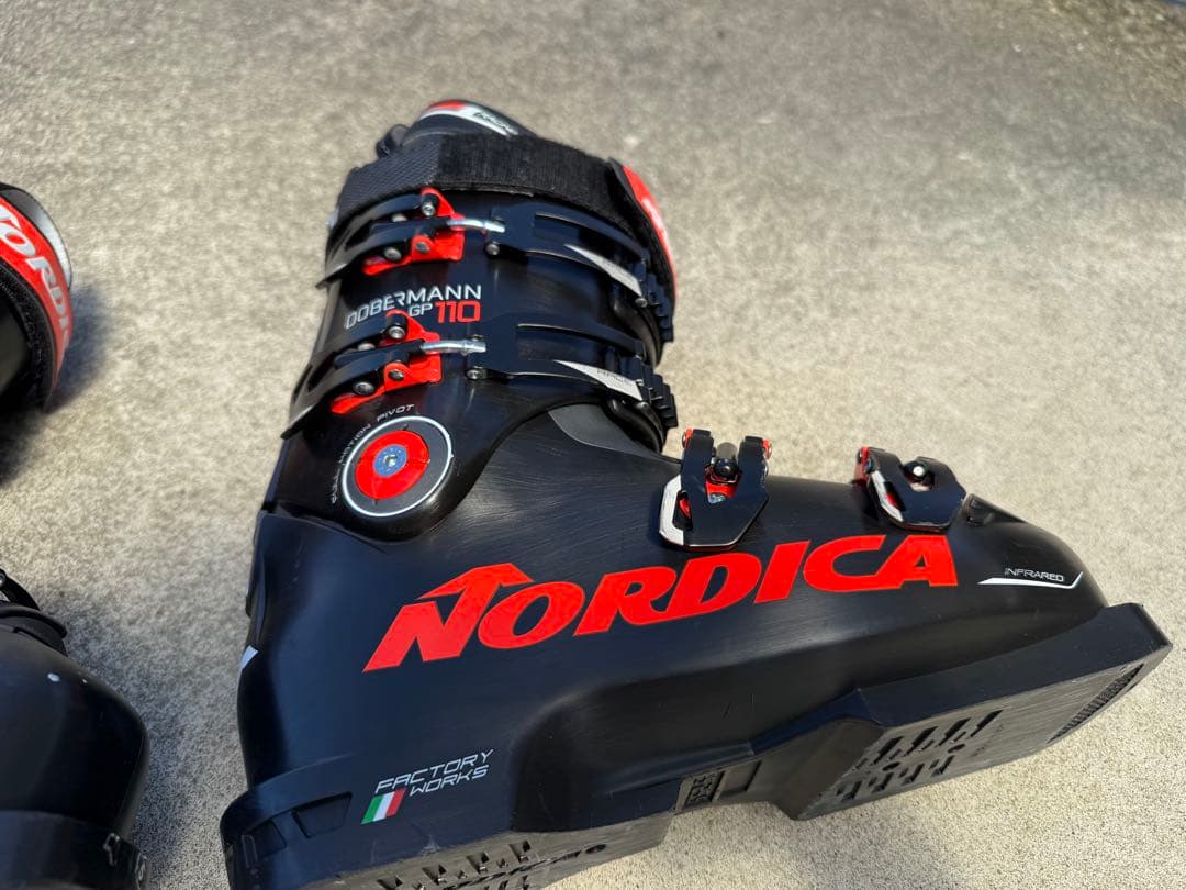 ノルディカ　スキーブーツ　25.5センチ　ドーベルマン GP110
