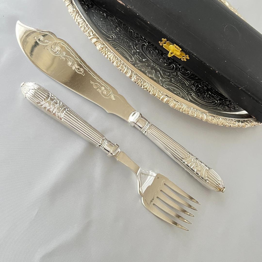 【英国】ビクトリアンのサーバーセット【シルバープレート】