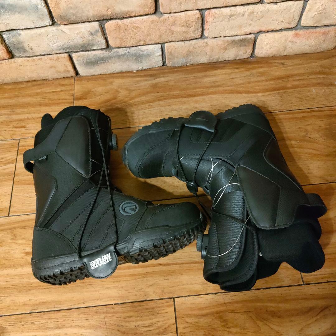 美品 FLOW フロー ECHO BOA エコ ボア スノボ ブーツ 25.5