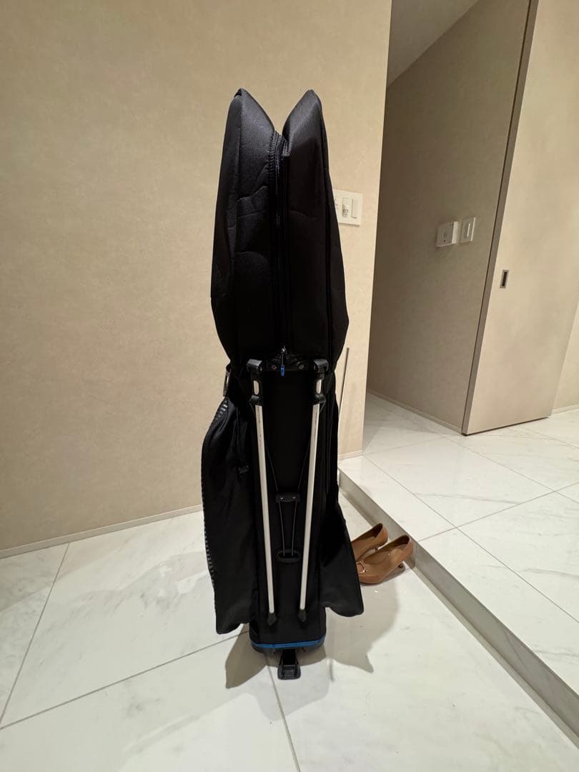 【1回のみ使用】テーラーメイド キャディバッグ ブラック/ブルー