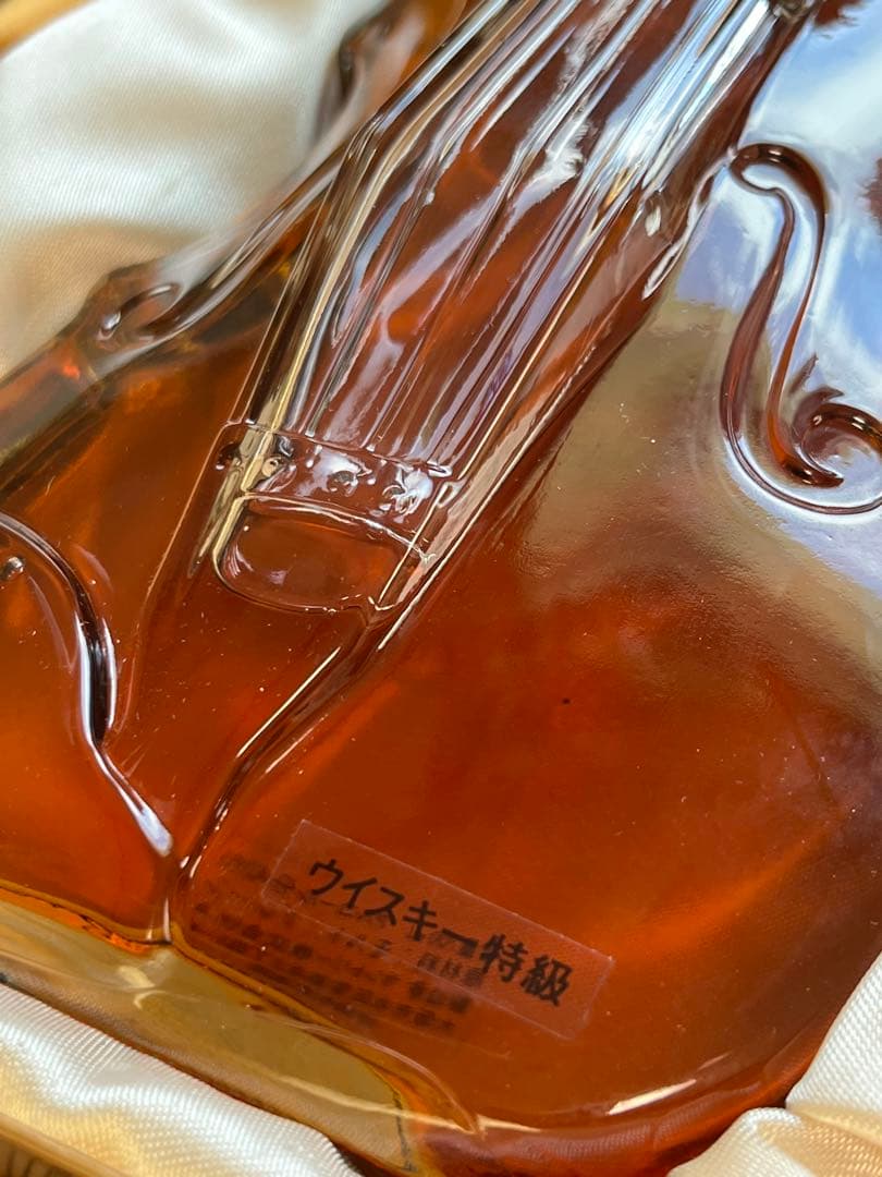 専用サントリーウイスキーローヤル（バイオリン）ウイスキー特級