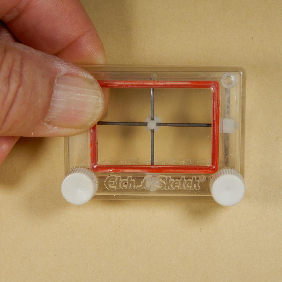 スケルトンエッチアスケッチ