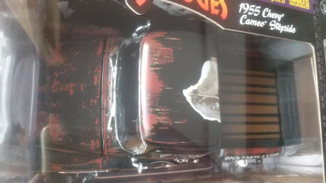 1/18オートワールド 1955 シボレー カメオ ステップサイド