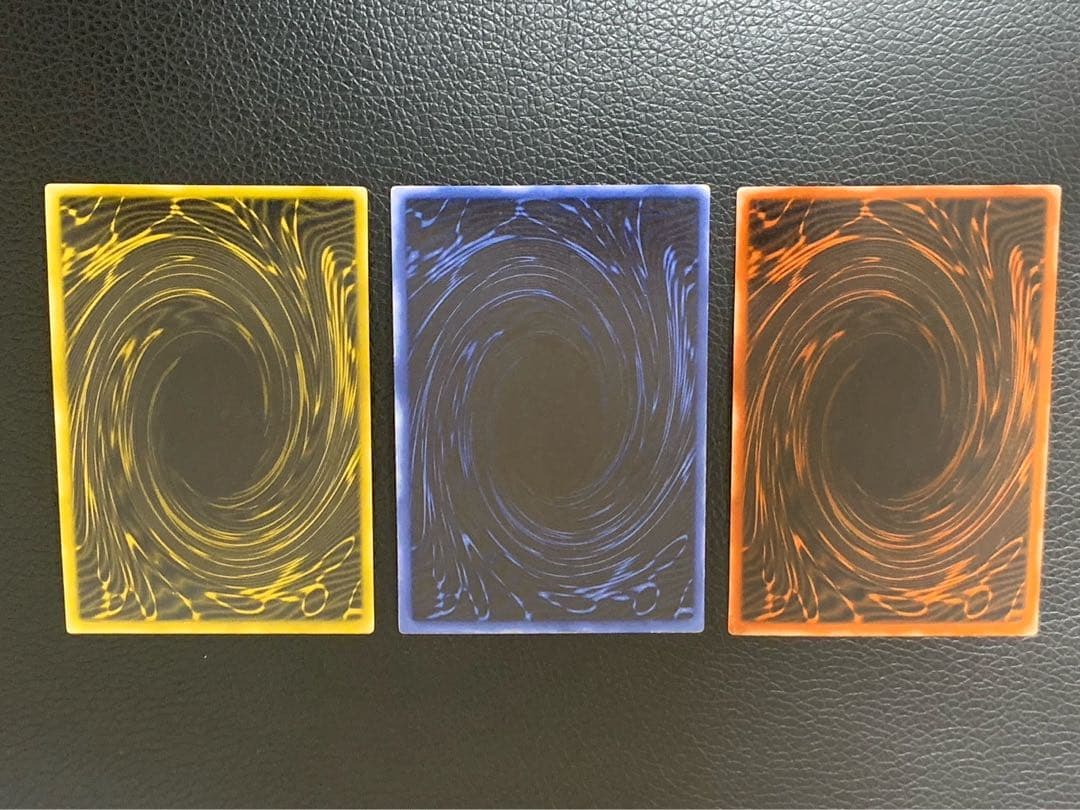 ★三幻神★オシリスの天空竜、オベリスクの巨神兵、ラーの翼神竜　シークレットレア