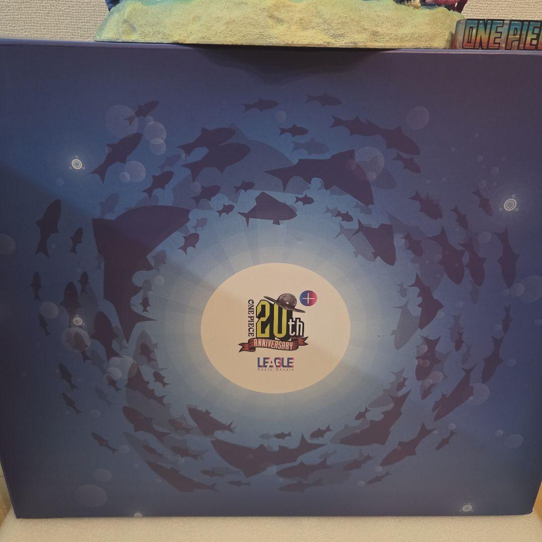 ワンピース　ワールドコレクタブル　フィギュア　20th　台座　フィギュア付