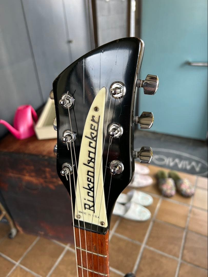 ギター Rickenbacker 330 Jetglo