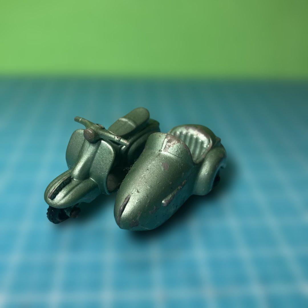 MATCHBOX レズニー スクーター No.36ランブレッター・サイドカー