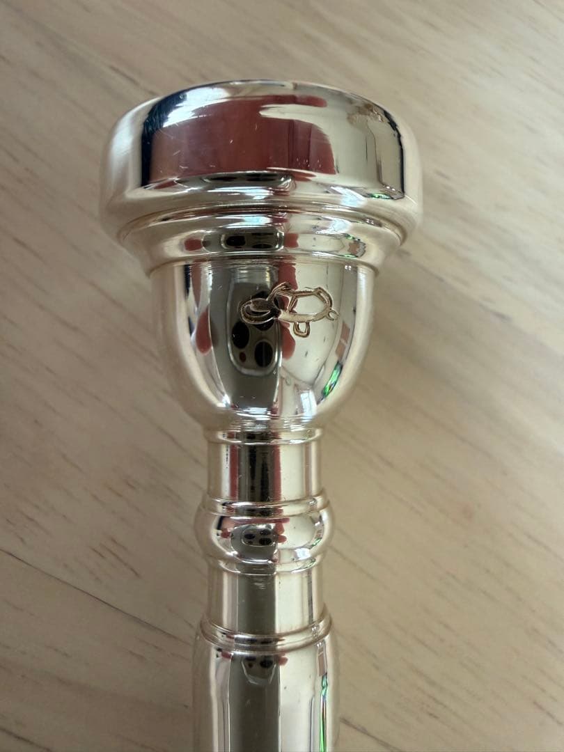 アトリエ・トシ　ホーカンハーデンベルガーモデル