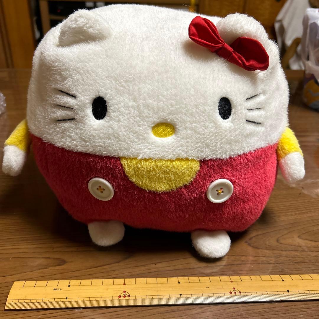 ハローキティ　サイコロ型ぬいぐるみ