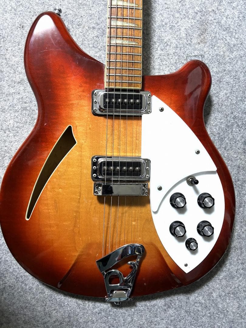 Rickenbacker 360 サンバースト1997年（純正ハードケース付き）