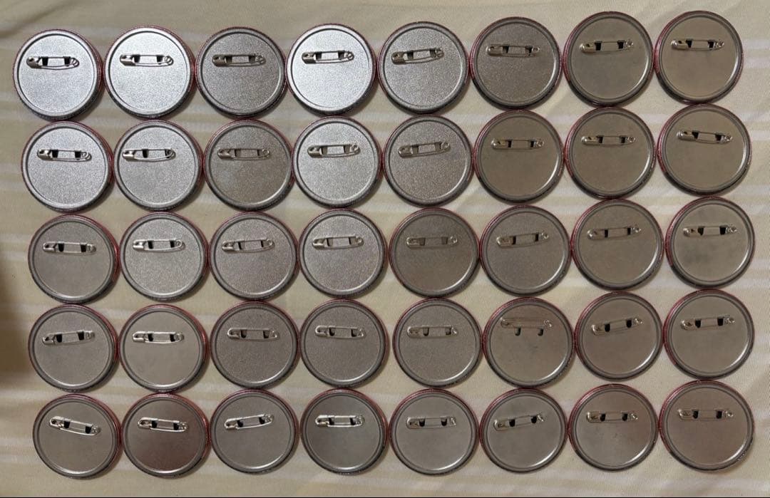 カラフルピーチゆあんくん缶バッジ 40個