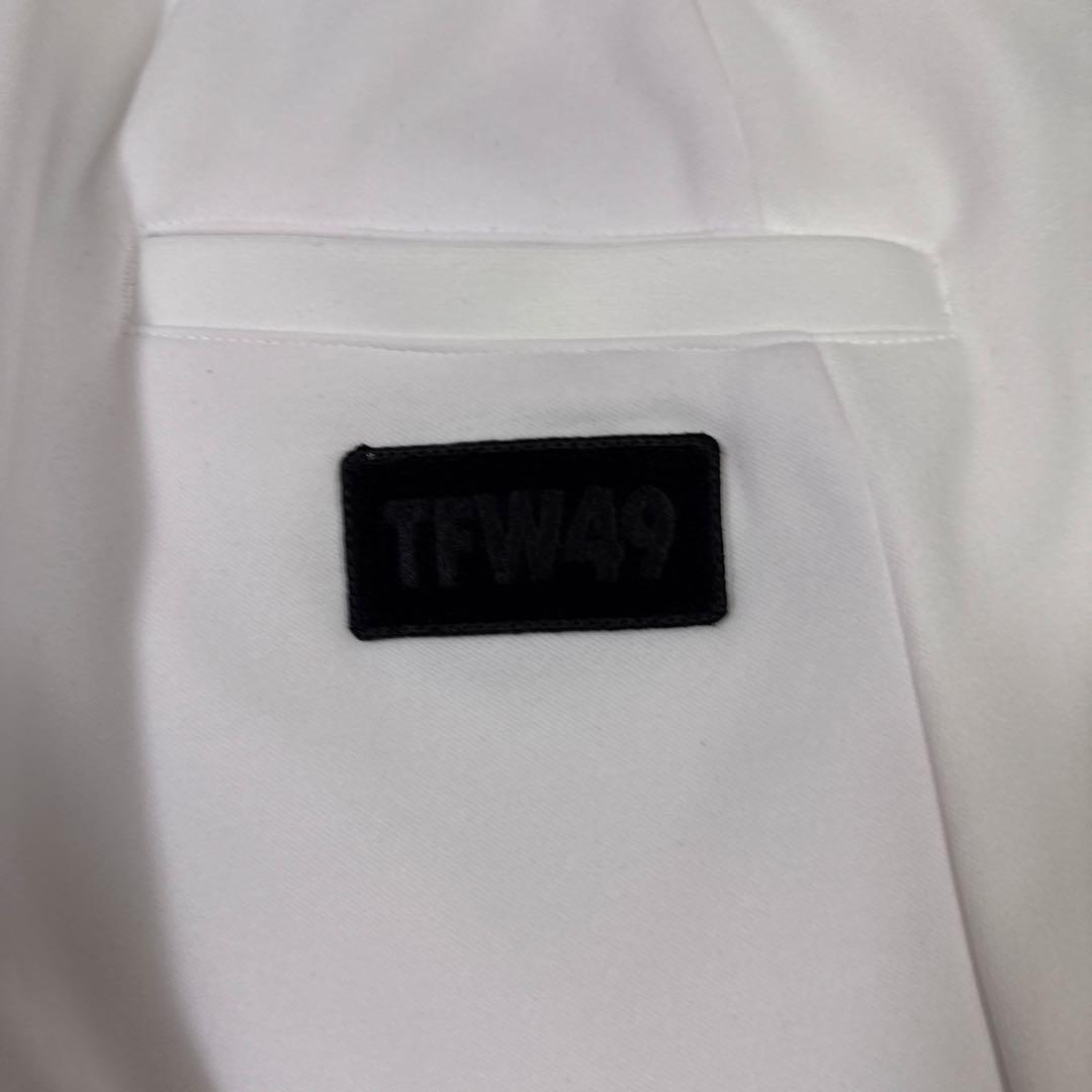 新品　TFW49 スウェットモックネック　裏起毛スウェットパンツ　セット