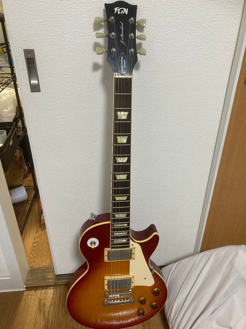 FGN レスポール　サンバースト