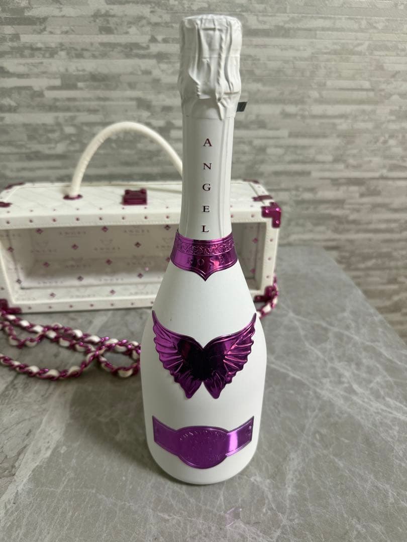 エンジェル ブリュット ロゼ バレンタインデー エディション ケース付き