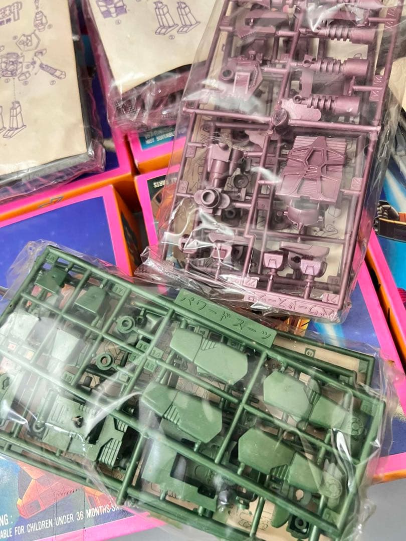 当時物☆プラモデル☆ 機動戦士ガンダム☆タカラ・刻印あります☆10ゼット