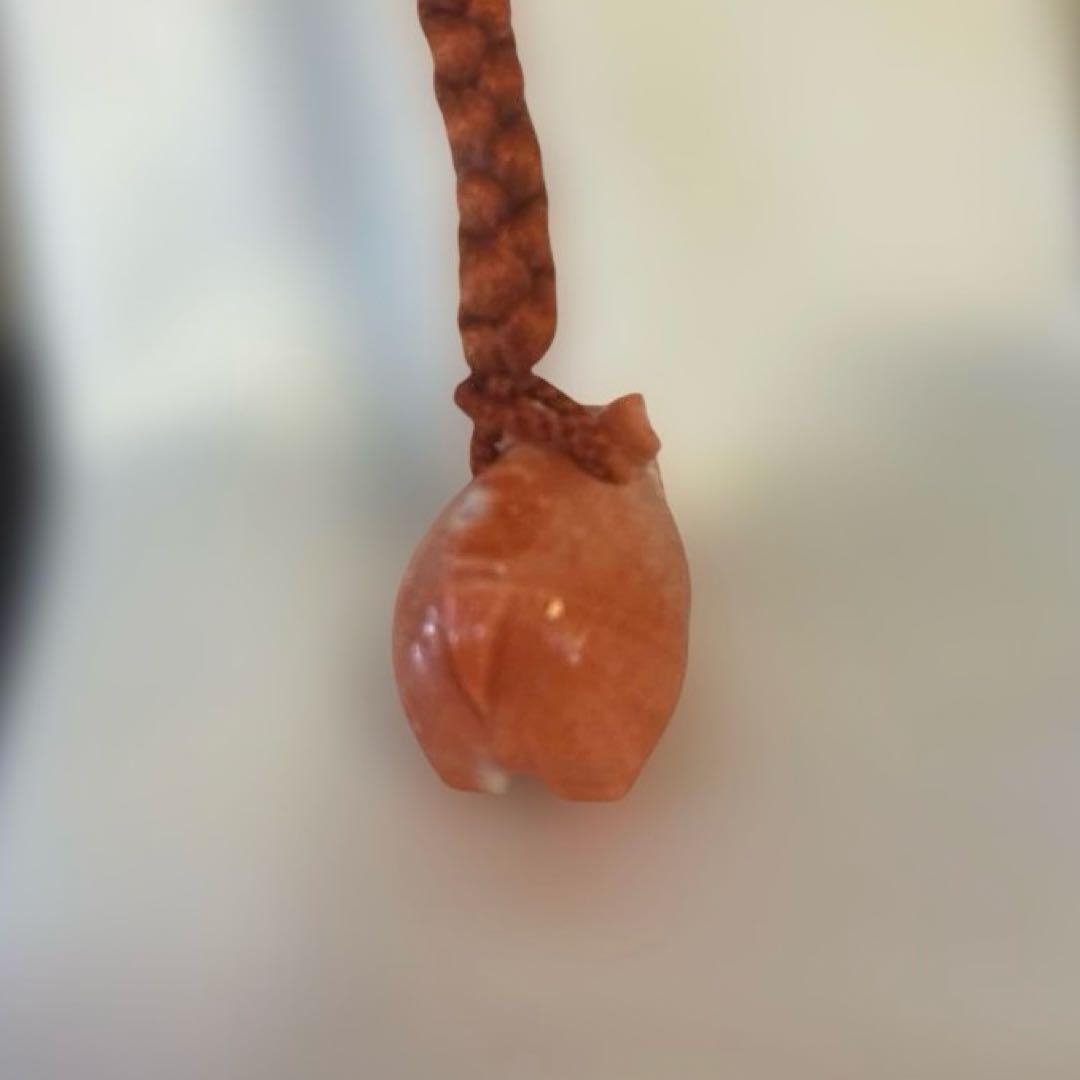 谷口康隆 作 猪 百貨店購入 根付 チャーム ストラップ 珊瑚 アクセサリー