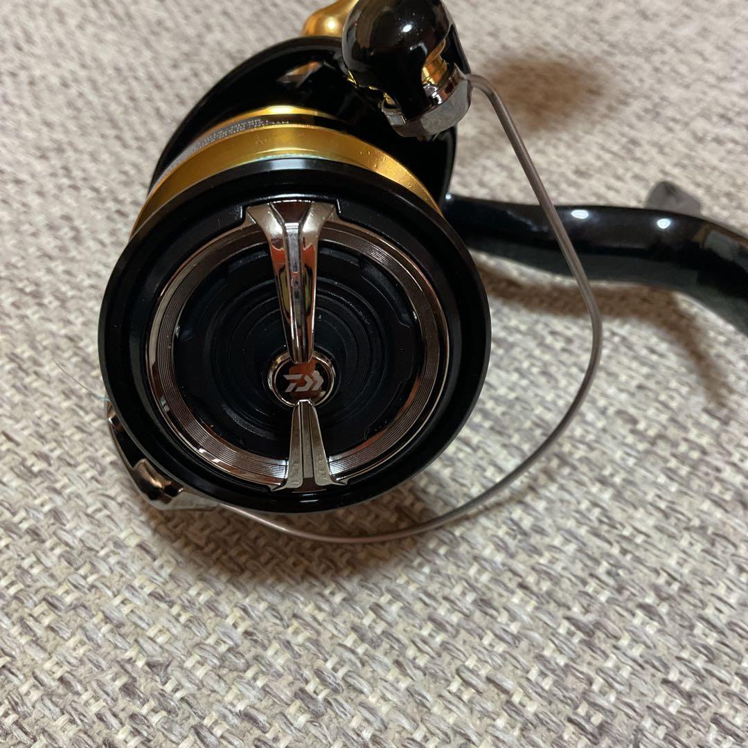 Daiwa 23レガリス　LT3000-CXH 美品　ブリ
