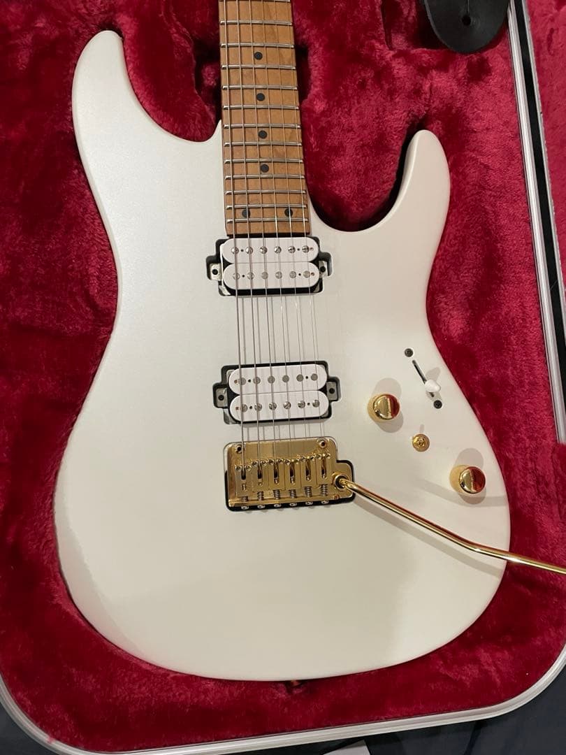 Ibanez AZ2402 ホワイトカスタム　ストラップ付き