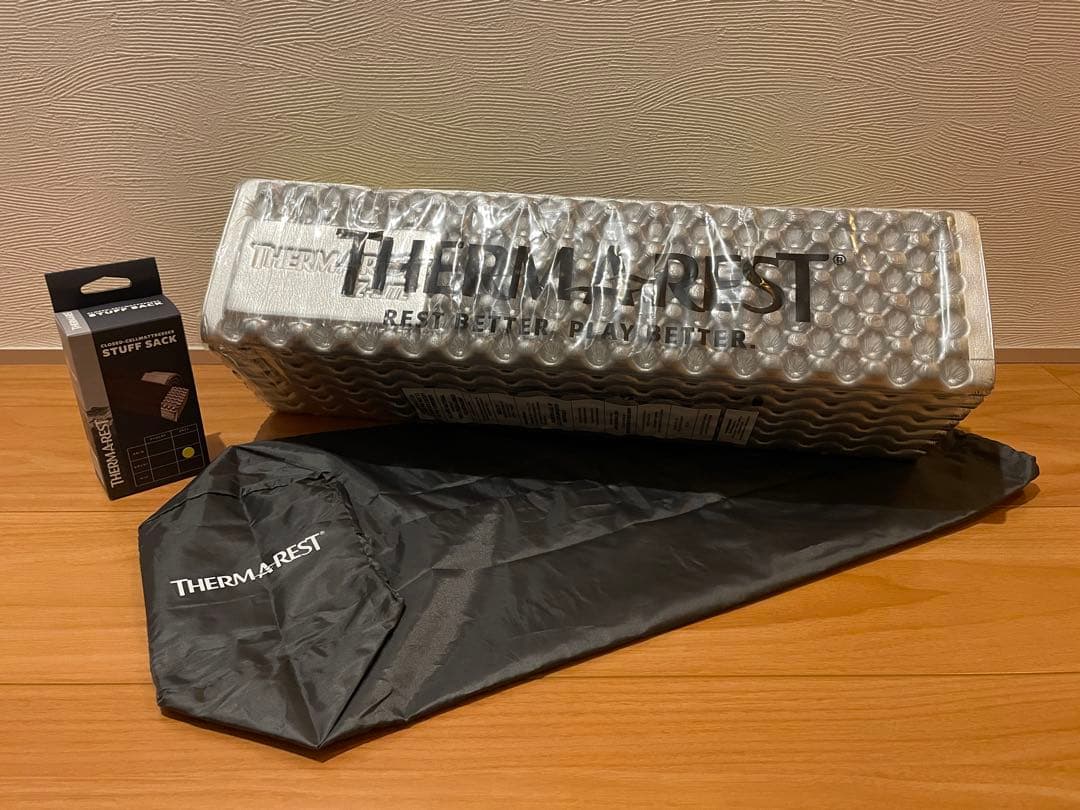 THERMAREST Zライトソル R スタッフサックセット