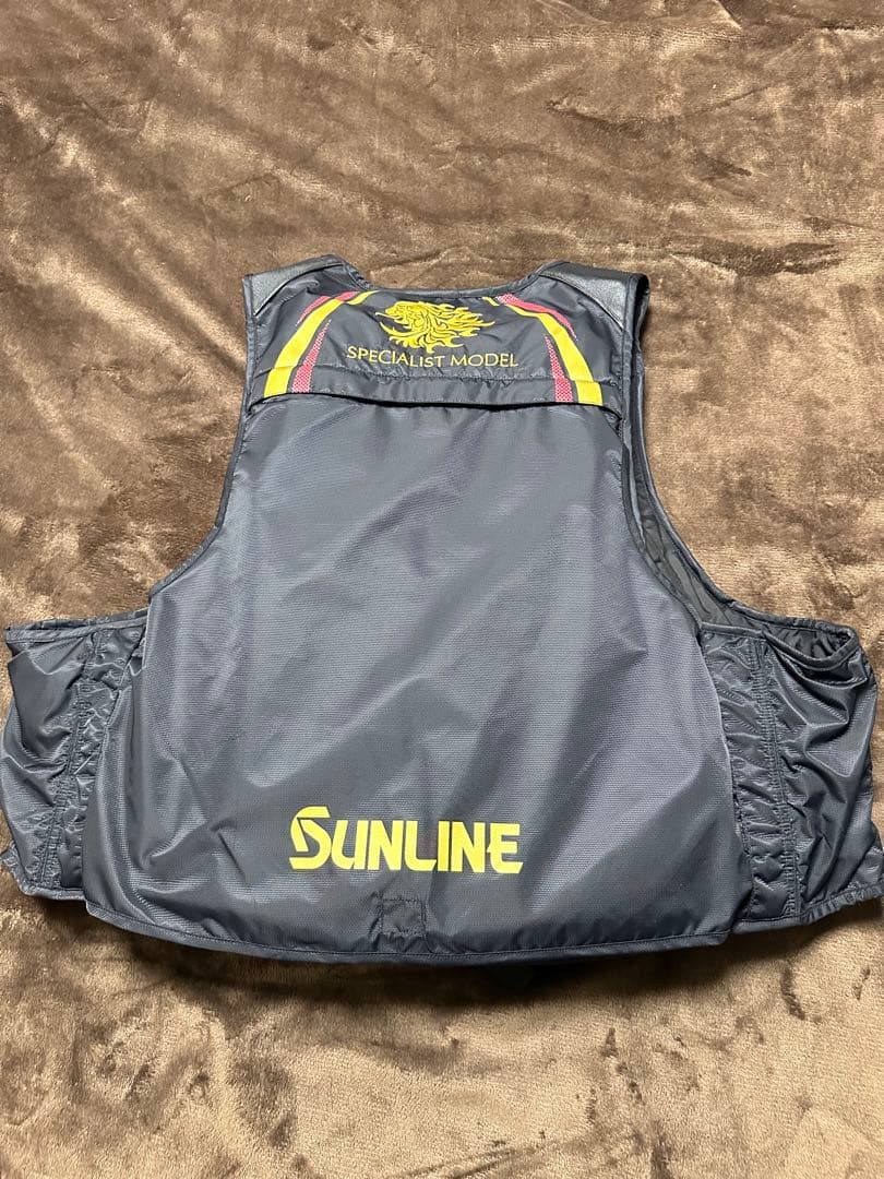 サンライン　フローティングベスト　SUL-240 【XL】