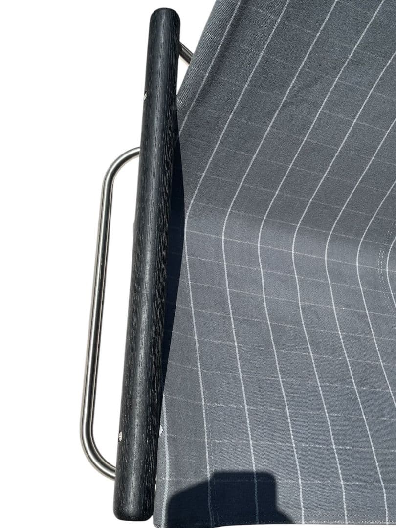 ニーチェア　エックス　シキリ　Nychair