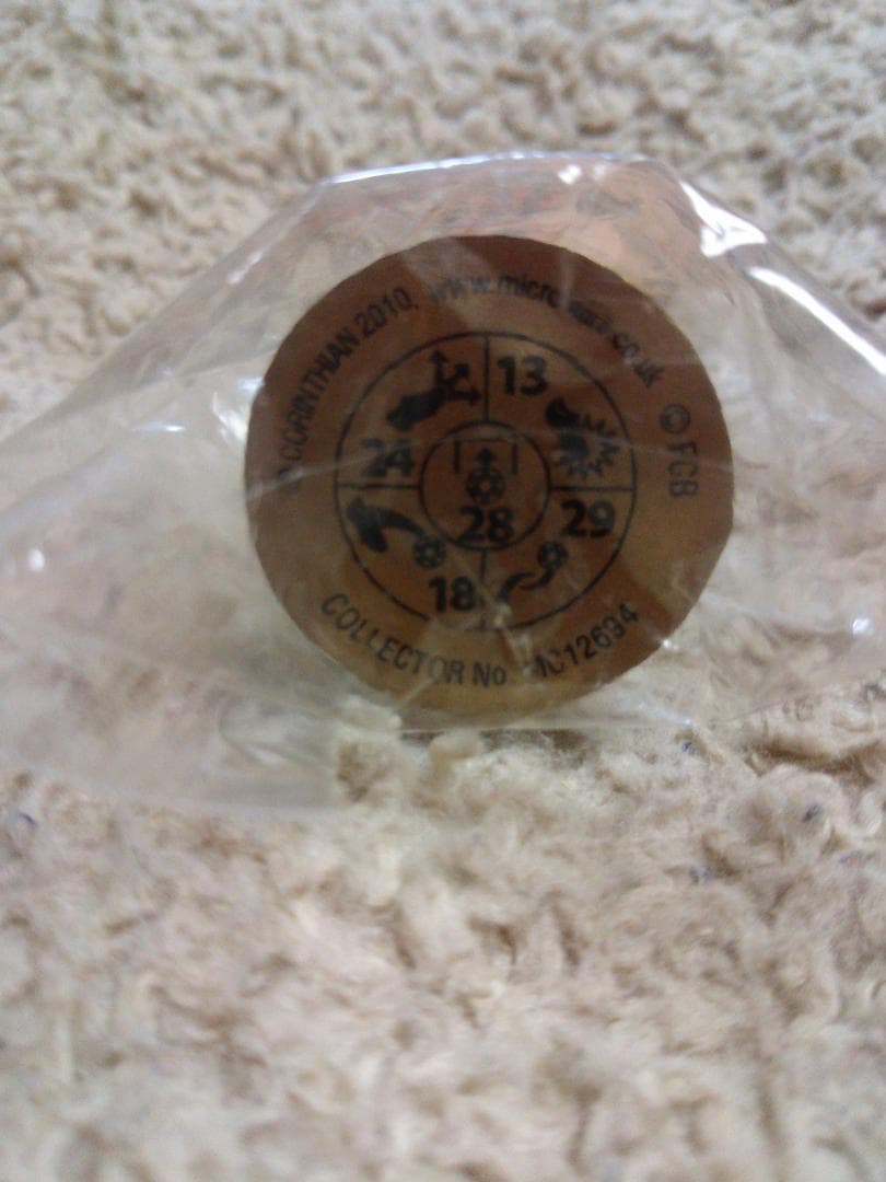 リオネル・メッシ バルセロナ金台座