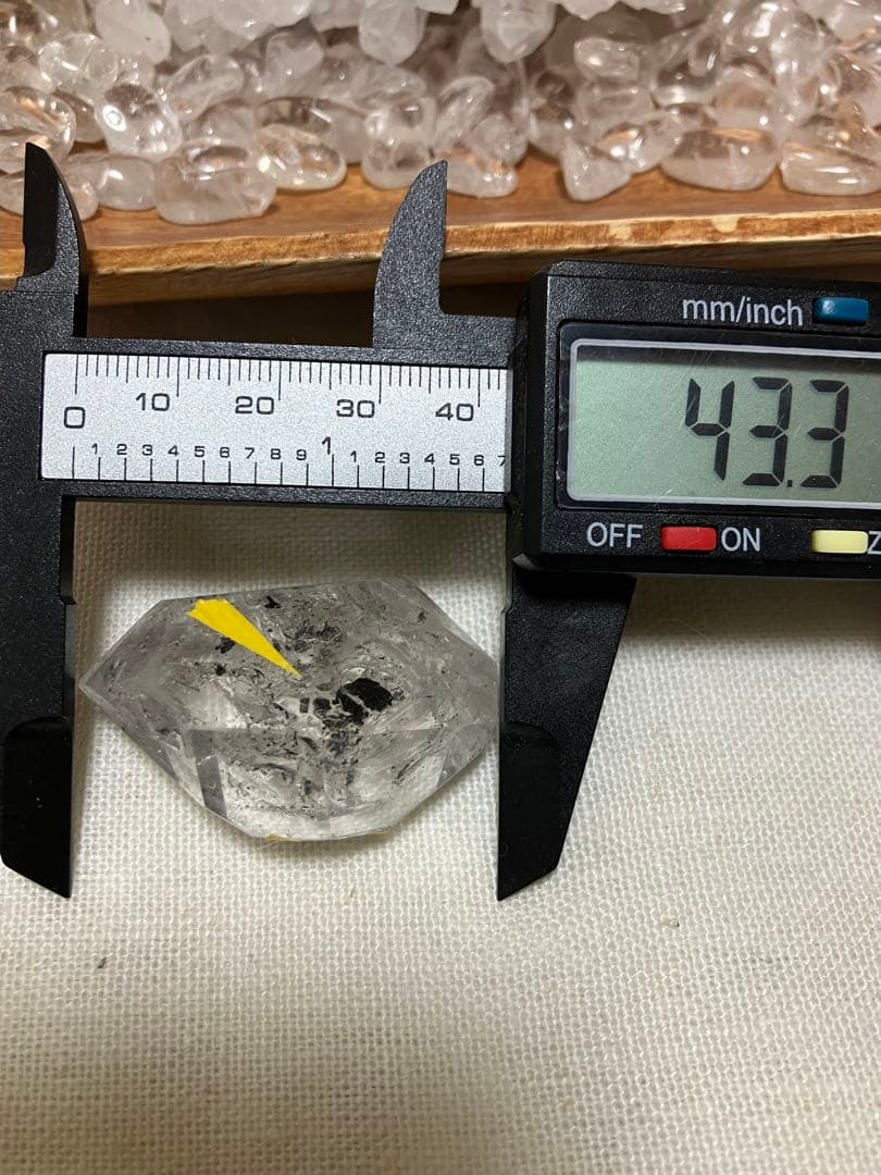 希少　流砂　気泡入り　エレスチャルクォーツオブジェ　43.3mm×29.3mm