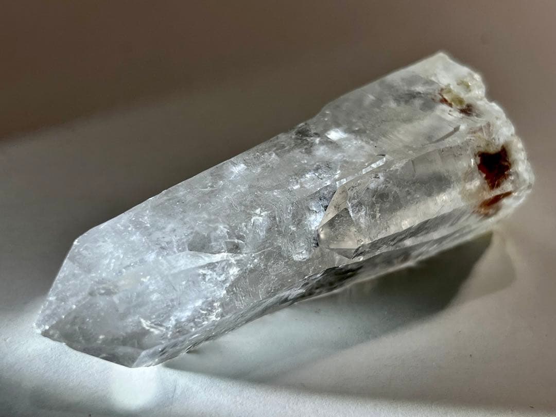 炎の精霊ঌ 　アンフィボールインクォーツ✨　原石　ポイント　クリスタル　水晶