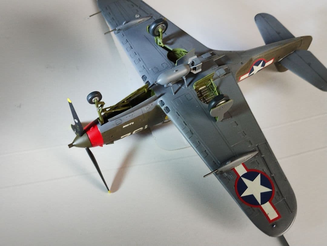 プラモデル完成機　1/48　エアラコブラ