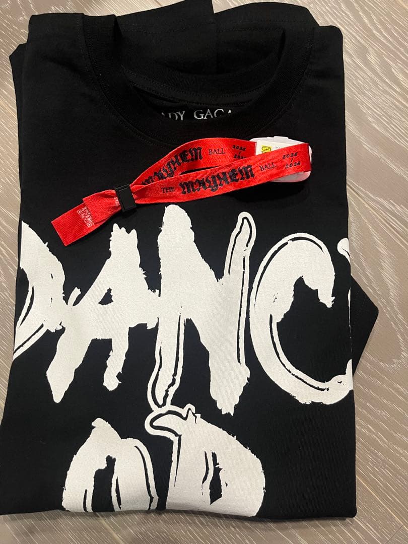 入場者限定品 レディ・ガガ ツアー Tシャツ 入場者特典 リストバンド付き