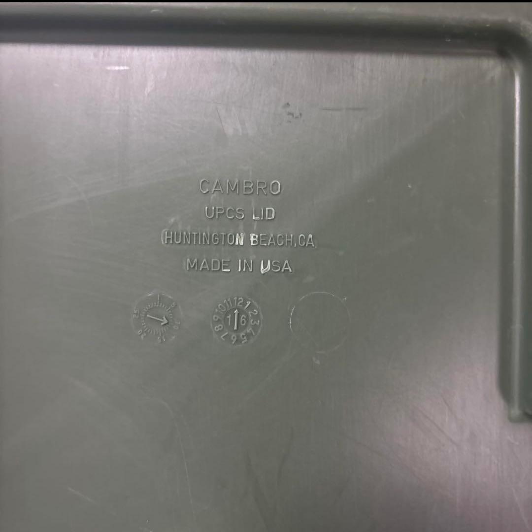 米軍　実物　CAMBRO フードコンテナ　送料無料