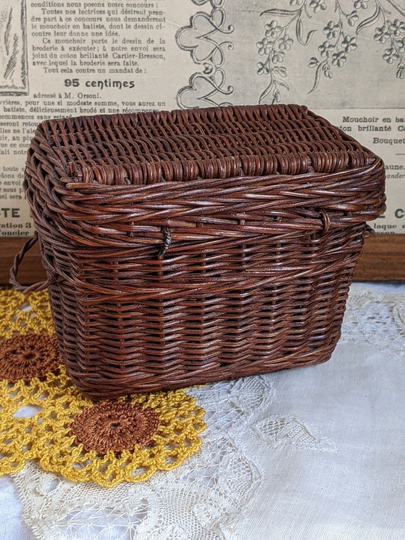 【w】フランスアンティークヴィンテージバスケット２点セット　ドール用バスケット