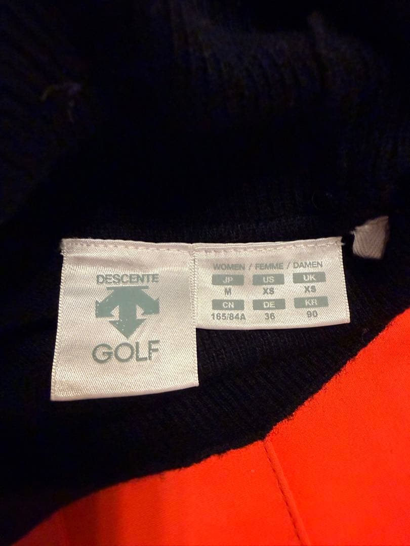 DESCENTE スポーツウェアセット 黒とオレンジ　M セーターのみ