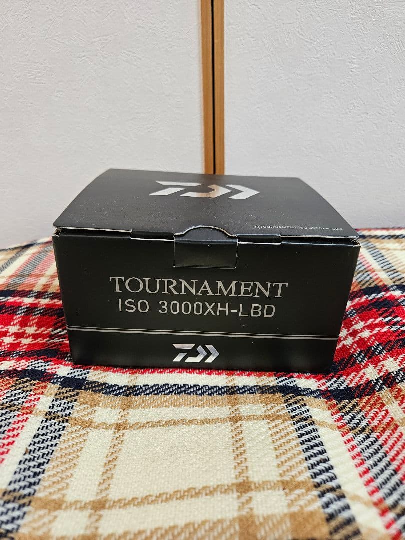 DAIWA 22TOURNAMENT ISO 3000XH LBD ケース付き