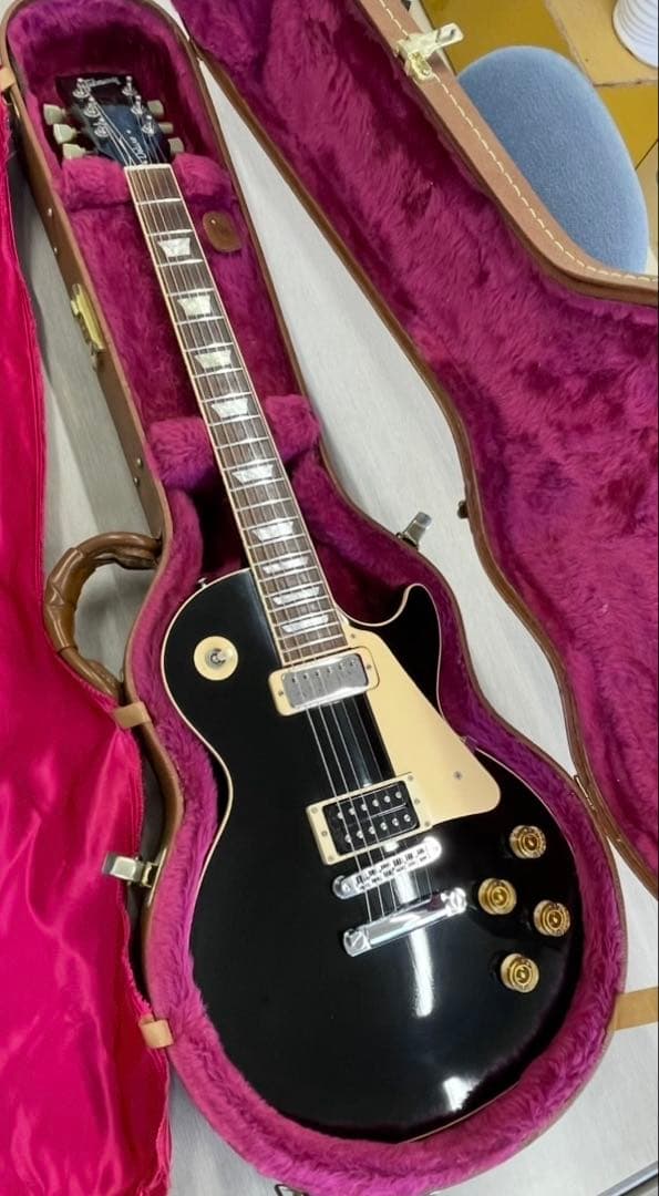 ぽよGibsonLesPaul Deluxe LimitedEdition